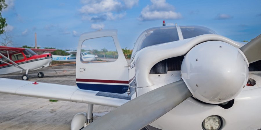 Travel within minutes on a private plane