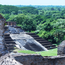 MÉRIDA - VILLAHERMOSA  FLIGHTS